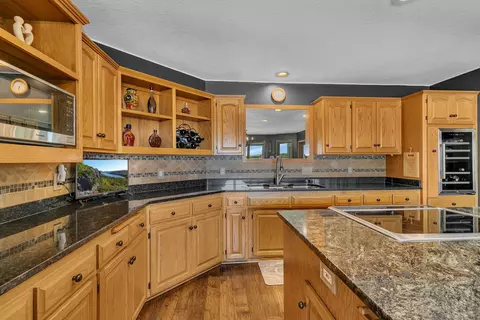 Kitchen - 410 Sundown Dr, Avon, MN 56310 photo 2 of 5