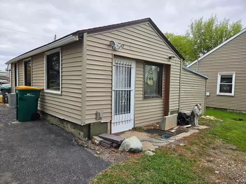 1803 SE Marshall St, Albert Lea, MN 56007