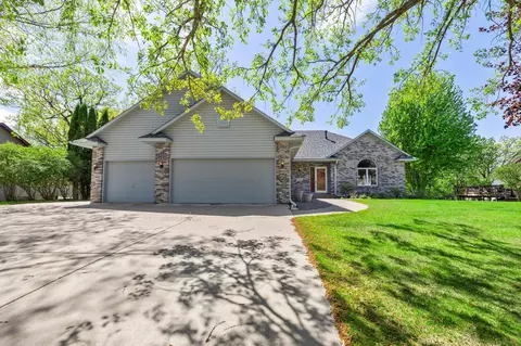 15002 Avocet St NW, Andover, MN 55304