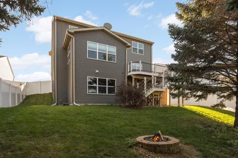 Exterior - 1535 138th St E, Rosemount, MN 55068 photo 5 of 6