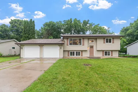 11202 97th Pl N, Maple Grove, MN 55369
