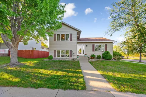 601 Bassford St, Saint Peter, MN 56082
