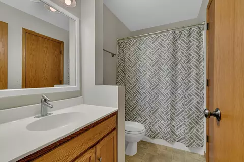 Bath - 516 Graceview Loop, Saint Joseph, MN 56374 photo 2 of 2