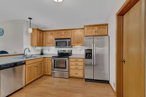 Kitchen - 516 Graceview Loop, Saint Joseph, MN 56374 photo 1 of 3