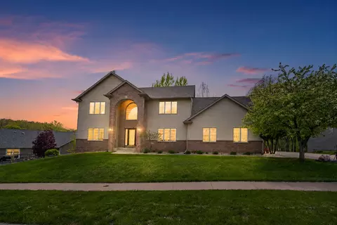 2719 Rocky Creek Ln NE, Rochester, MN 55906