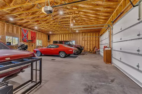 Exterior - 608 E Ash Ave, Olivia, MN 56277 photo 1 of 9