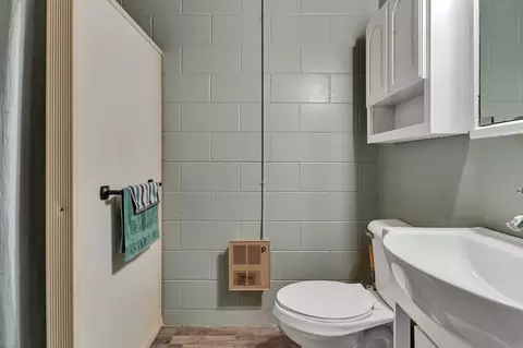 Bath - 608 E Ash Ave, Olivia, MN 56277 photo 3 of 3