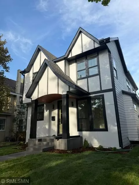 3213 Holmes Ave S, Minneapolis, MN 55408