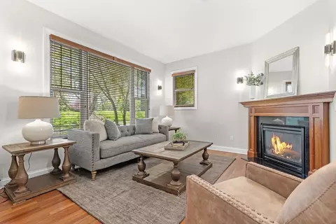 460 3rd St, Excelsior, MN 55331 photo 4