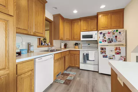Kitchen - 5755 320th St, Cushing, MN 56443 photo 2 of 2