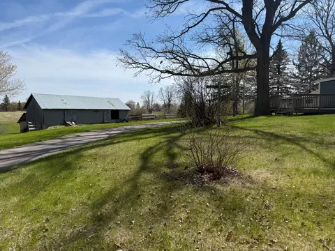 Exterior - 508 E Main Ave, Frazee, MN 56544 photo 5 of 9