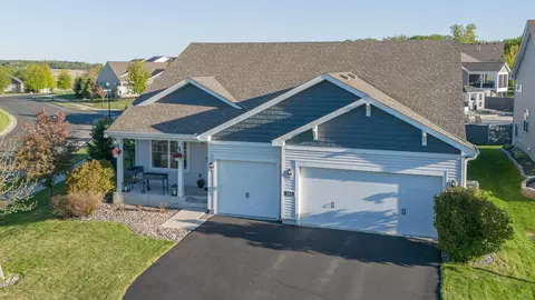 655 Stonegate Cir, Waconia, MN 55387