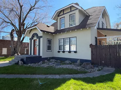 207 S Johnson Ave, Fosston, MN 56542