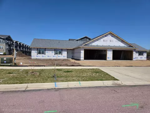 2027 Clark St, Saint Peter, MN 56082