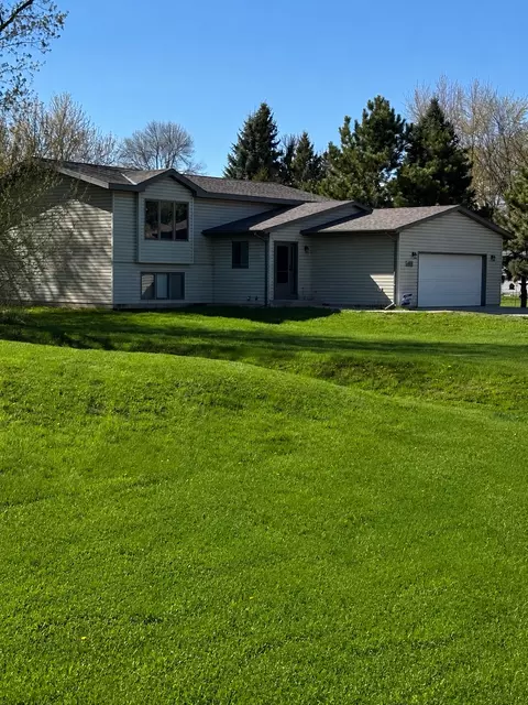 100 Vedders Ave, Pease, MN 56363