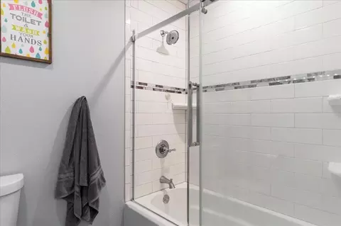 Bath - 10719 E Shore Dr, Merrifield, MN 56465 photo 5 of 7