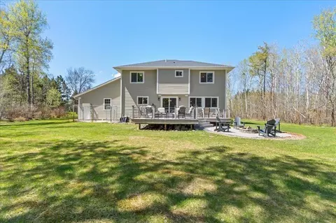 Exterior - 10719 E Shore Dr, Merrifield, MN 56465 photo 2 of 19