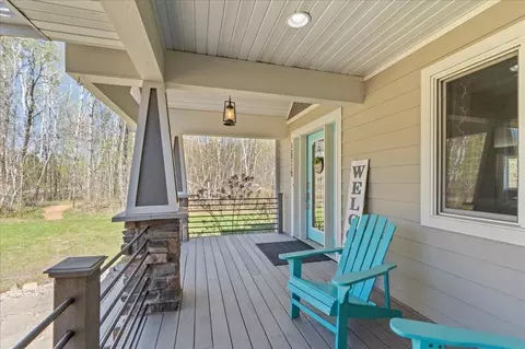 Exterior - 10719 E Shore Dr, Merrifield, MN 56465 photo 5 of 19