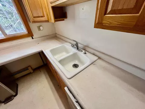 Kitchen - 1206 E Ottum Ave, Bigfork, MN 56628 photo 6 of 7