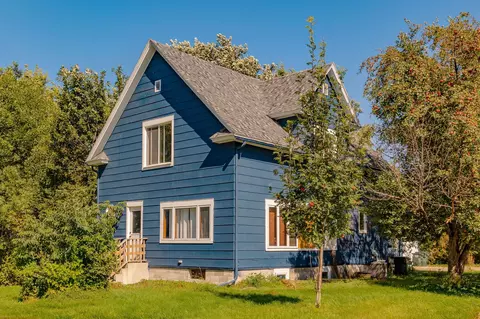 276 Minnesota Ave W, Glenwood, MN 56334