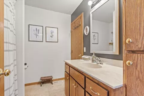 Bath - 11375 Andrew St, Brainerd, MN 56401 photo 1 of 1