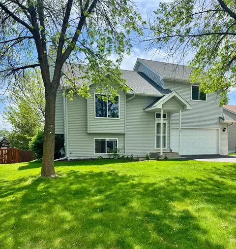 723 Florida St SW, Lonsdale, MN 55046