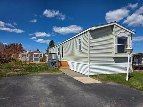 11 Holly Ln, Duluth, MN 55810