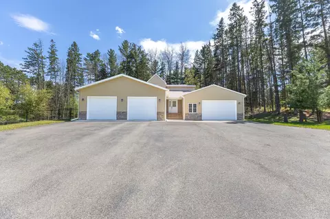 508 Spruce Grove Ln NW, Bemidji, MN 56601