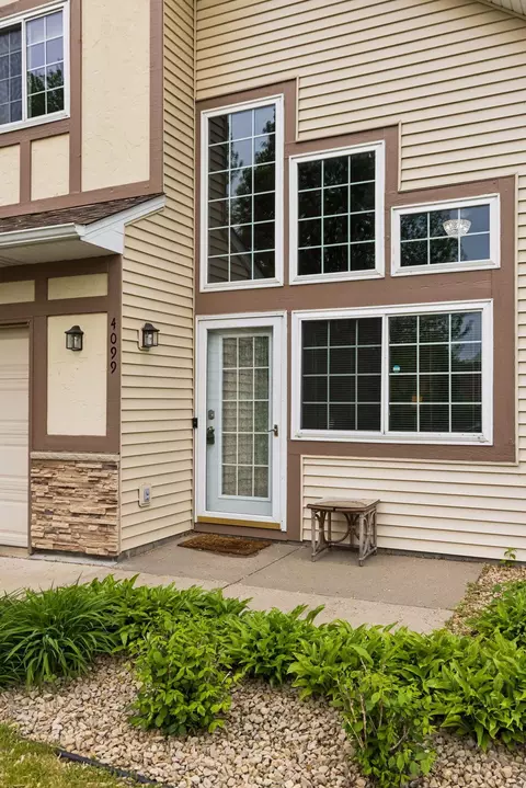 Exterior - 4099 Meadowlark Curv, Eagan, MN 55122 photo 7 of 7