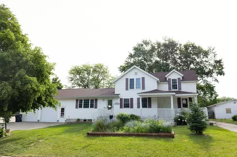 104 Indiana Ave, Adrian, MN 56110