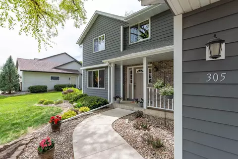 305 Chancery Ln, Mankato, MN 56001