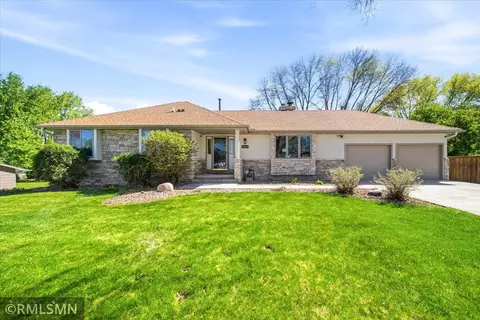 16982 Weaver Lake Dr, Maple Grove, MN 55311