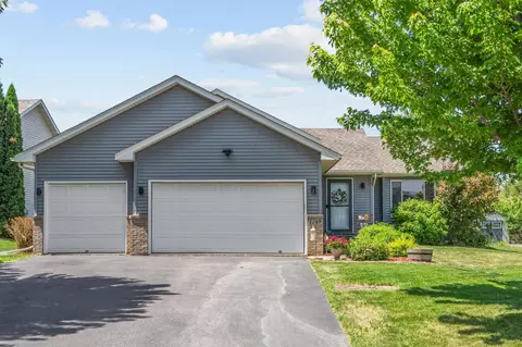 1349 Landings Ln, Watertown, MN 55388