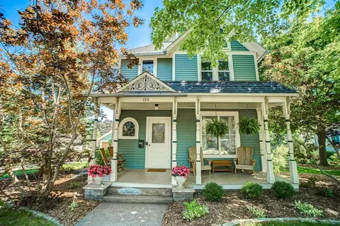 1311 2nd St S, Stillwater, MN 55082