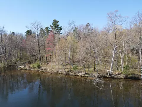 N4365 Red Oak Lane, Stone Lake, WI 54876