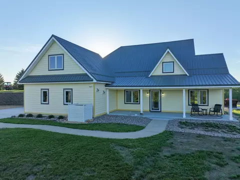 19807 Balentine Rd, Caledonia, MN 55921
