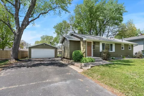 5817 Quail Ave N, Crystal, MN 55429