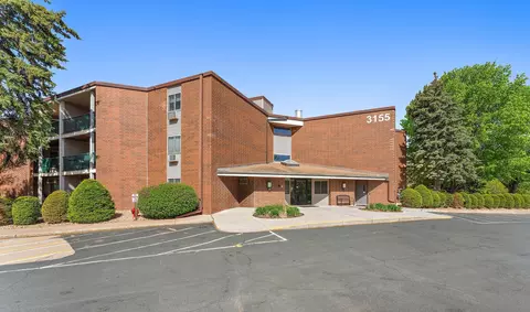 3155 Coachman Rd #308, Eagan, MN 55121