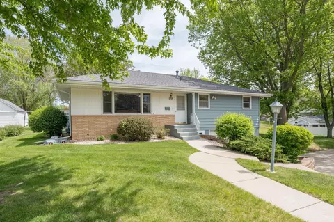 118 Agency Rd, Mankato, MN 56001