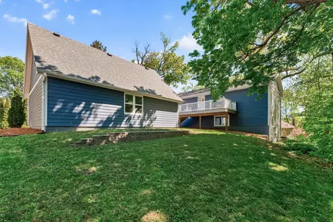 Exterior - 5109 Drummond Rd, Mound, MN 55364 photo 7 of 9
