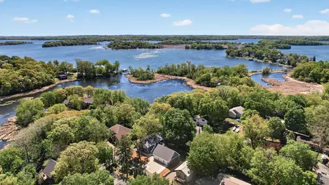 View/Area - 5109 Drummond Rd, Mound, MN 55364 photo 2 of 8