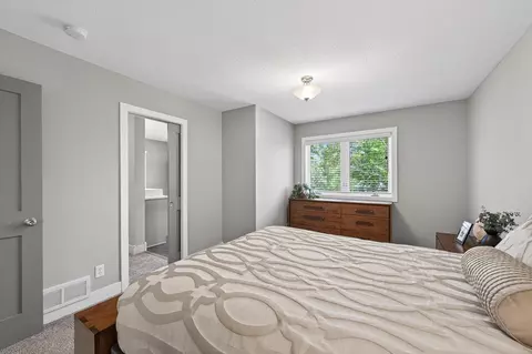 Bedroom - 5109 Drummond Rd, Mound, MN 55364 photo 2 of 5