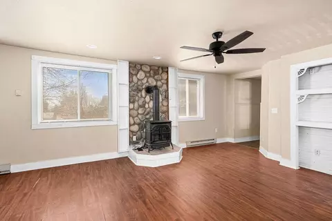 Living - 1540 N 7th Ave E, Duluth, MN 55805 photo 4 of 5