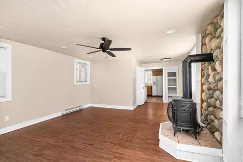 Living - 1540 N 7th Ave E, Duluth, MN 55805 photo 3 of 5