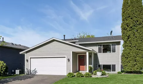 13704 Alabama Ave S, Savage, MN 55378
