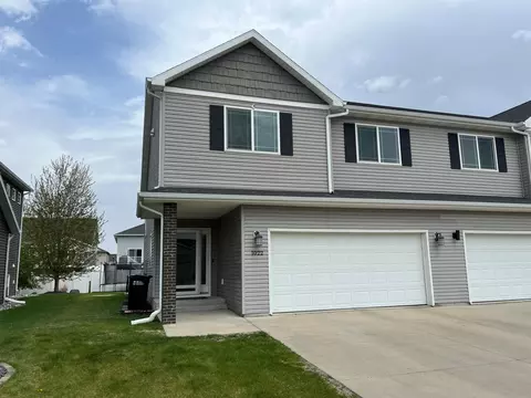 1022 31st Ave W, West Fargo, ND 58078
