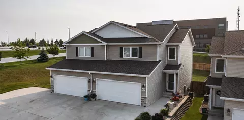 4121 Normandy St, Bismarck, ND 58503
