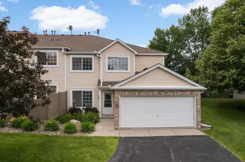 11200 Providence Ln, Eden Prairie, MN 55344