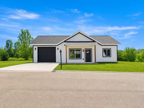 31468 Isabelle Dr, Pequot Lakes, MN 56472