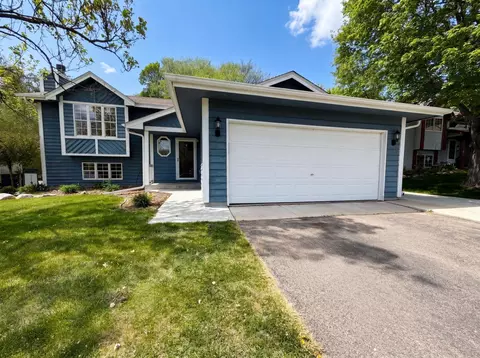 14734 Yosemite Ave S, Savage, MN 55378